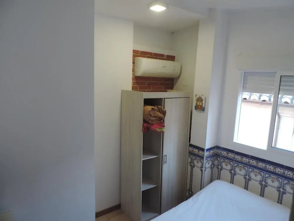 Hostal El Cascabel Granada Guest house