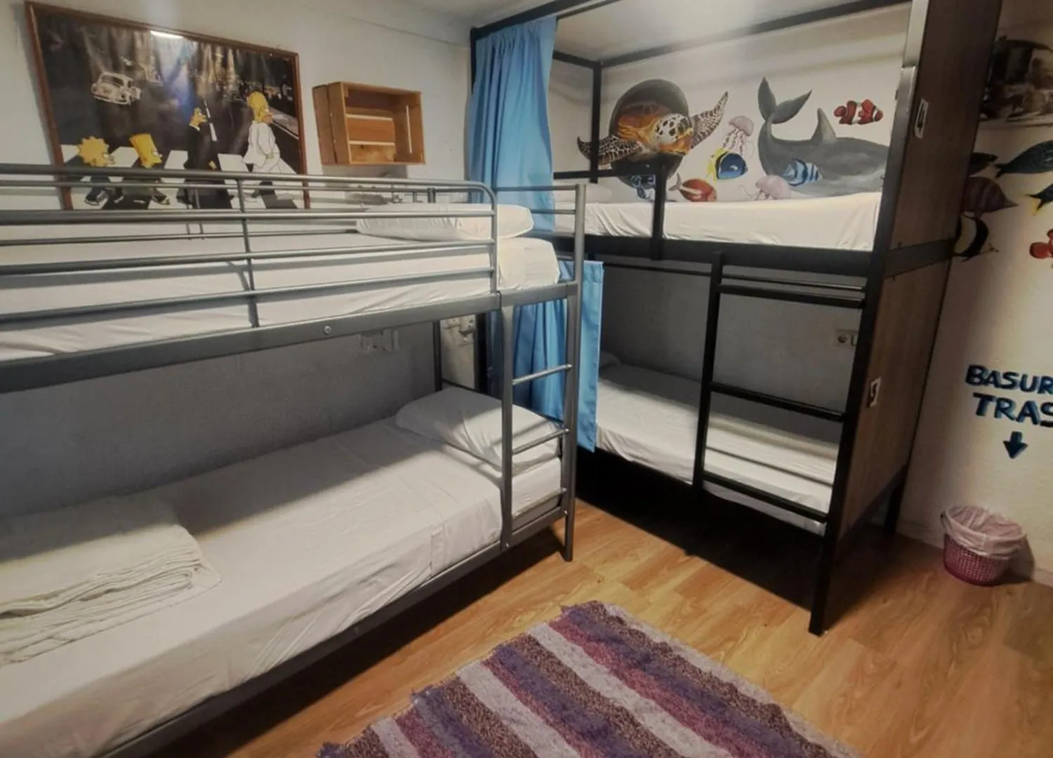 Hostal El Cascabel Granada Guest house